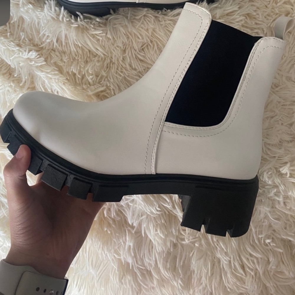 Chelsea Boots
